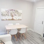 Apartamento Cozy With Free Wifi