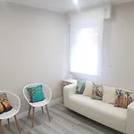 Cozy With Free Wifi Apartamento